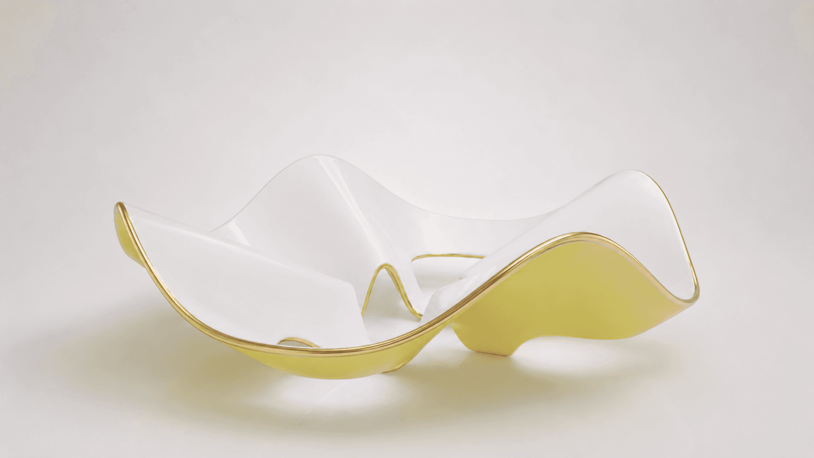 The wave-shaped profile, yellow variant